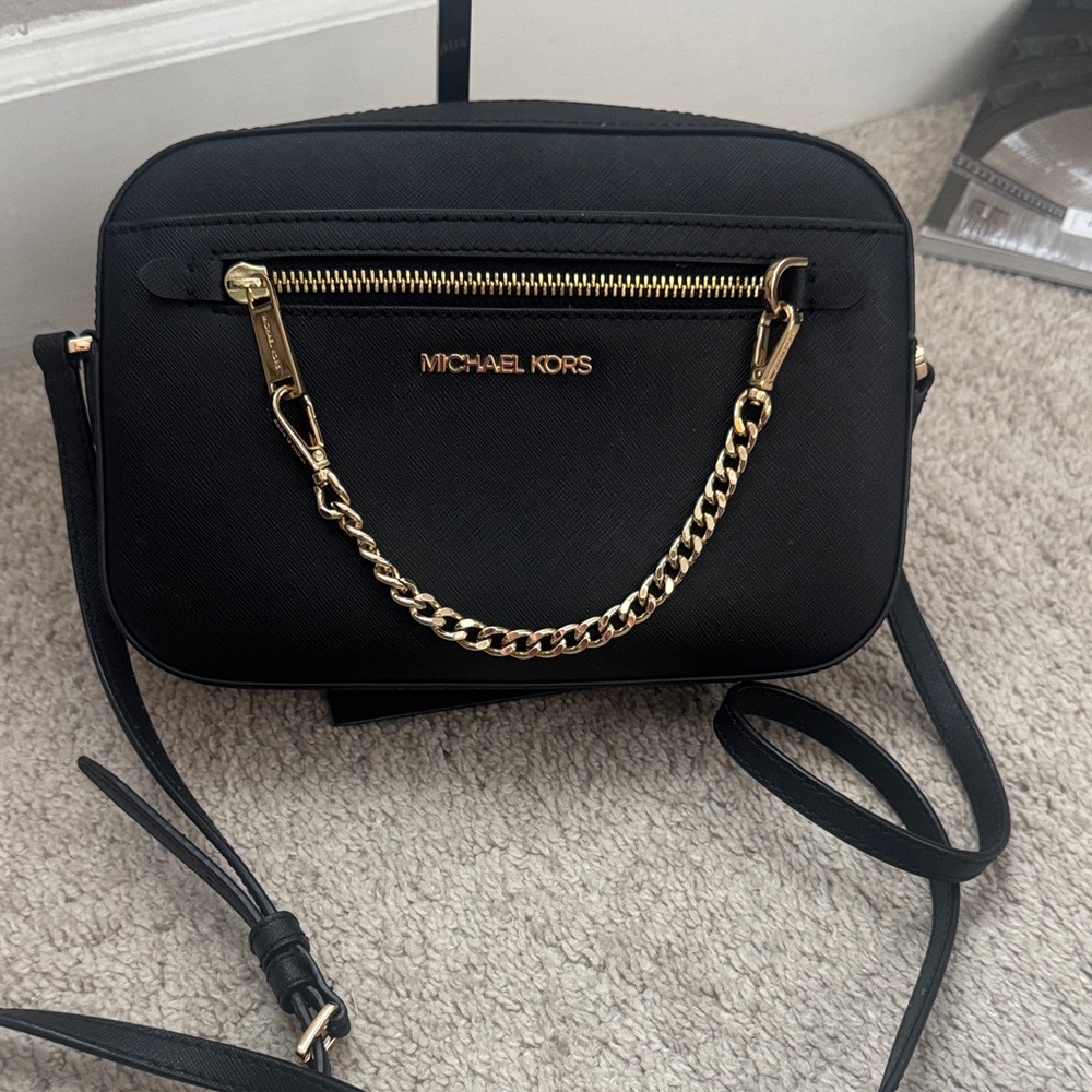 Michael Kors Black Crossbody with Gold Chain Accent - VERY GOOD CONDITION